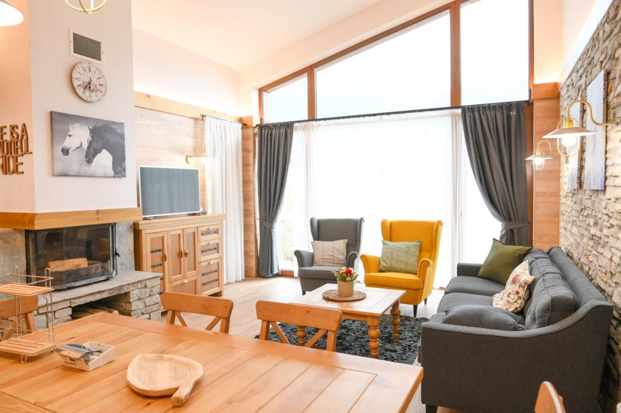 Villa Raphael Near The Pirin Golf Resort バンスコ エクステリア 写真